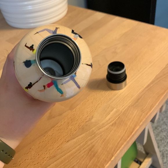 Yoga Wine Container - Picture 7 of 7